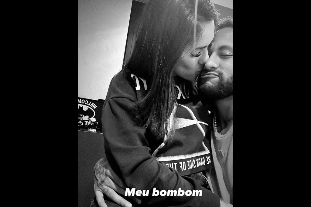 Neymar posta fofo fofa com Bruna Biancardi