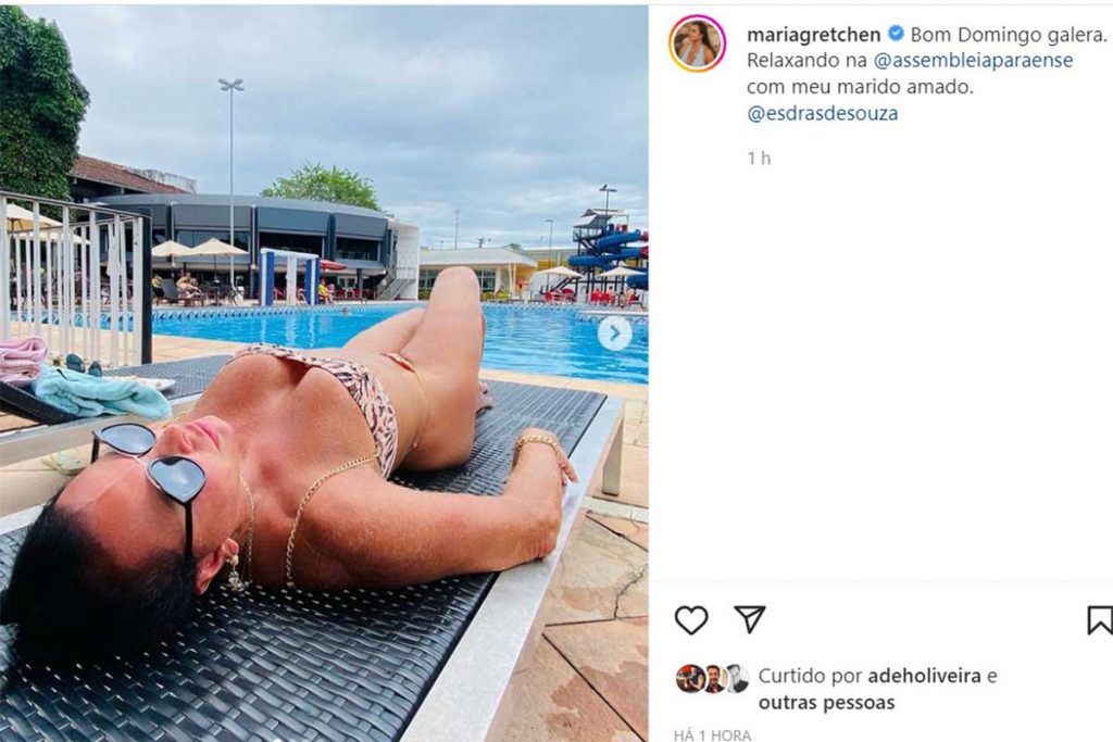 Post de Gretchen na piscina