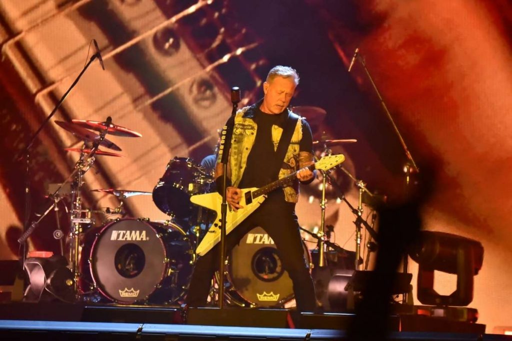 Metallica se apresenta no Estádio do Morumbi, em São Paulo