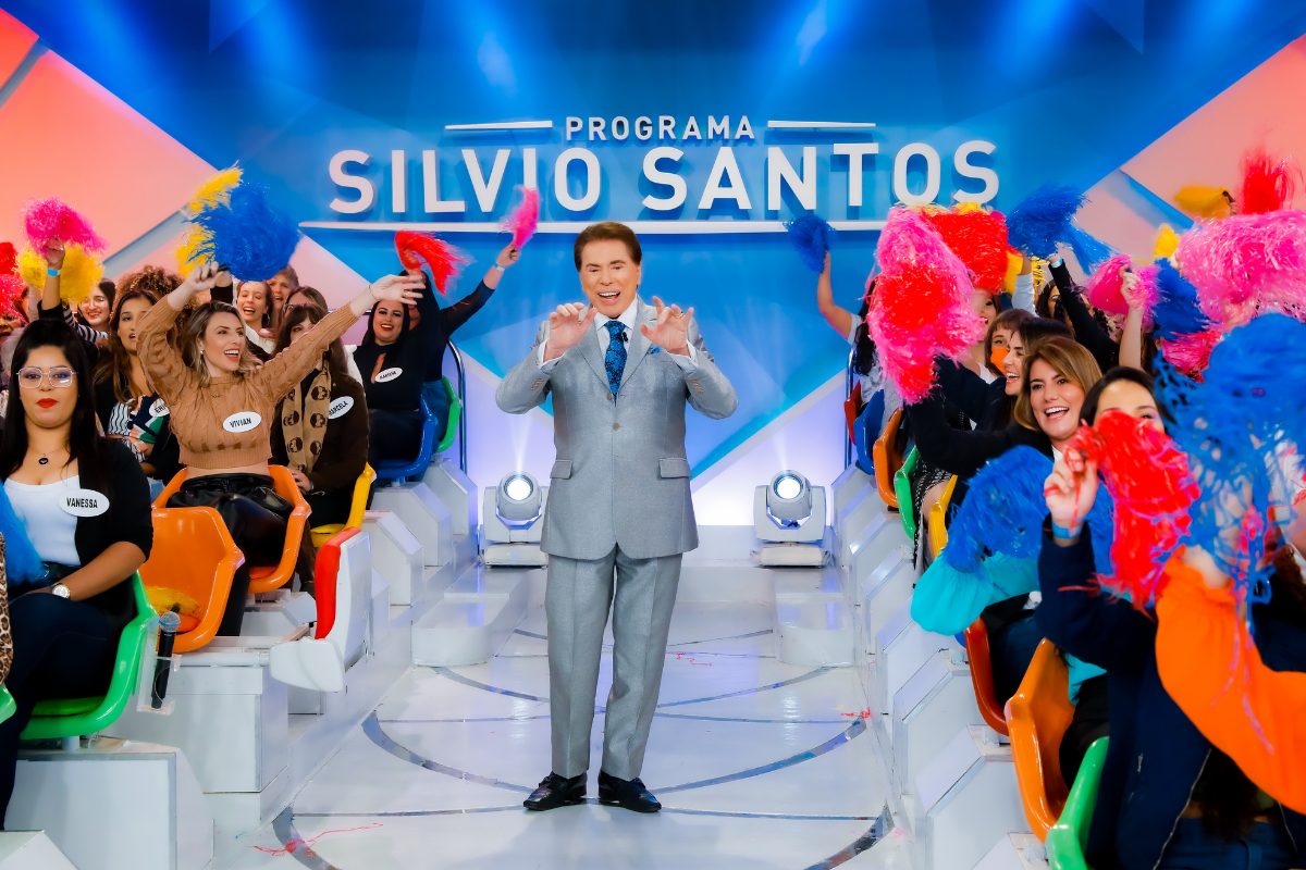 Silvio Santos durante apresentação de programa