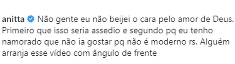 Comentário de Anitta sobre ter beijado segurança