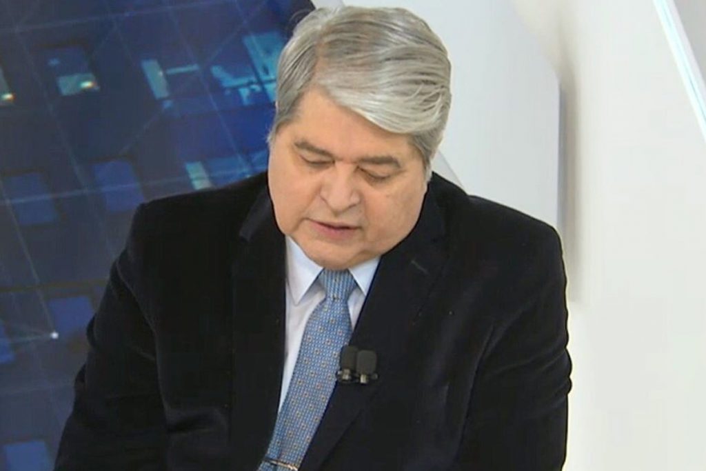 datena assinando papel na bancada do brasil urgente