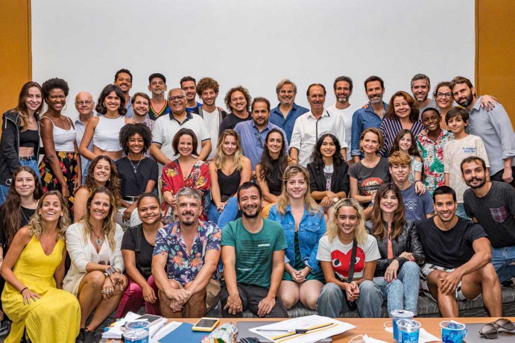 Elenco e produção de Nosso lar 2: Os Mensageiros