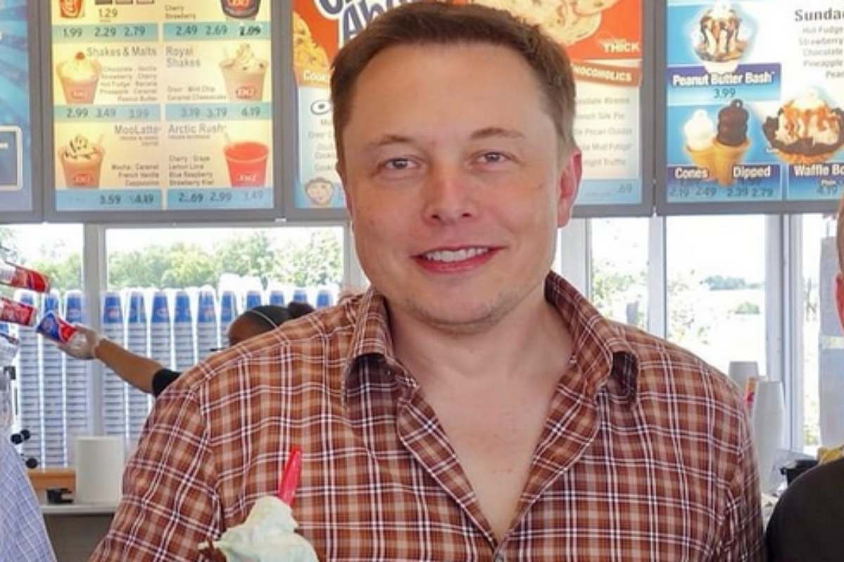 Elon Musk em sorveteria
