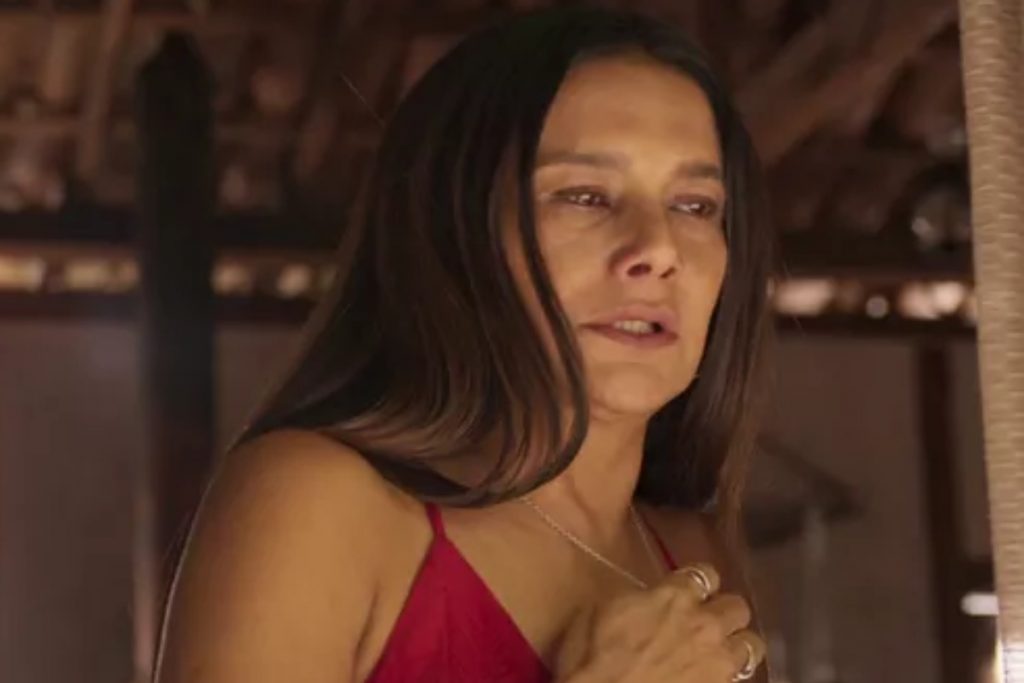 filó (dira paes) confessando que tadeu (josé lroeto) não é filho de josé leôncio (marcos palmeira) em pantanal