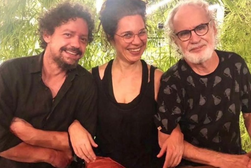 Isabel Teixeira revela nunca ter vivido com o pai e o irmão: "Novela nos uniu"