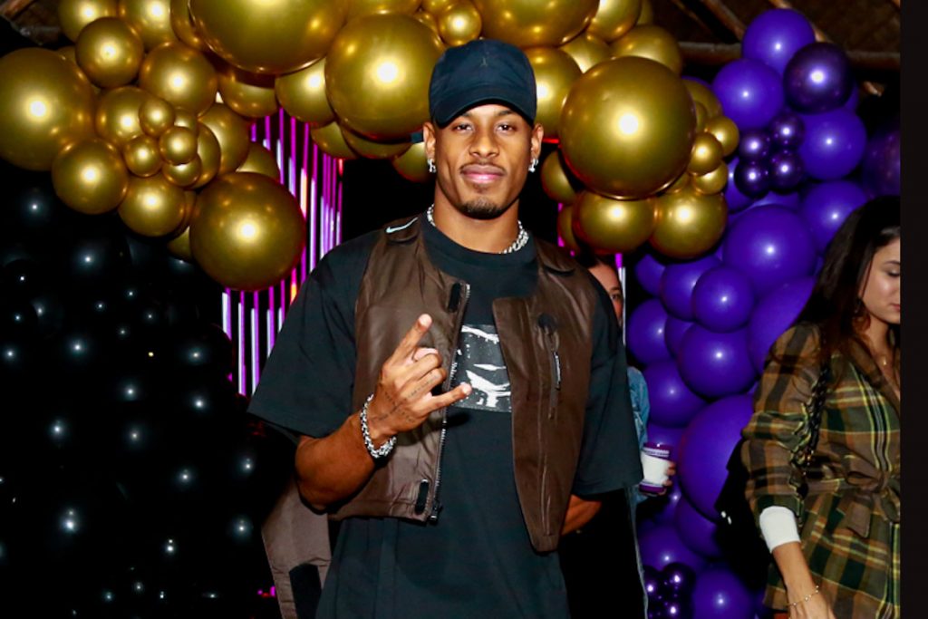 Paulo André também marcou presença