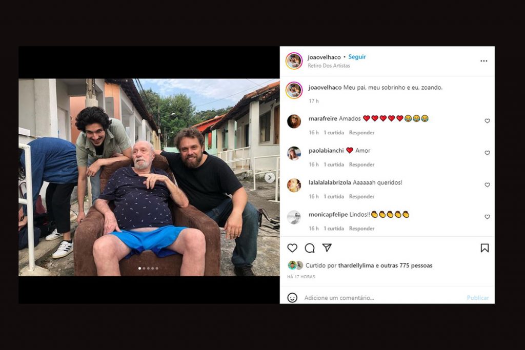 Paulo César Pereio recebe visita do filho e do neto