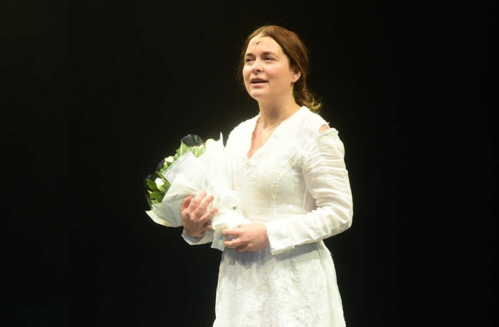 Claudia Abreu teatro