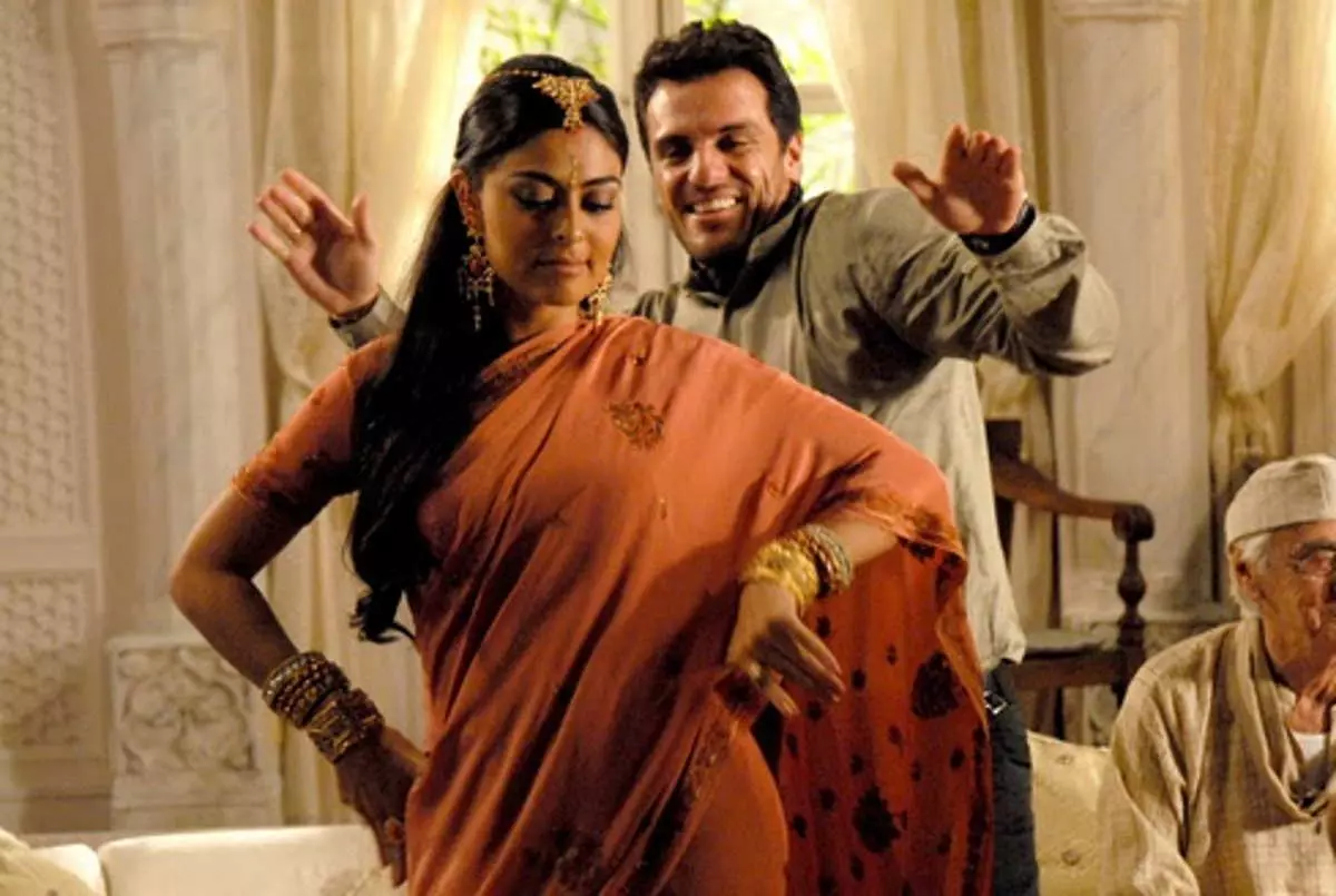 Juliana Paes e Rodrigo Lombardi em Caminho das Índias