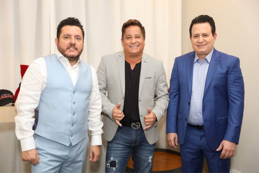 Leonardo com Bruno e Marrone