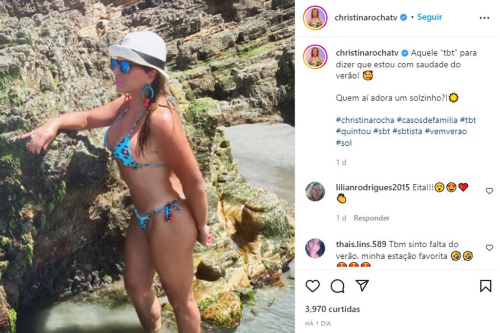 Christina Rocha mostra corpão de biquíni