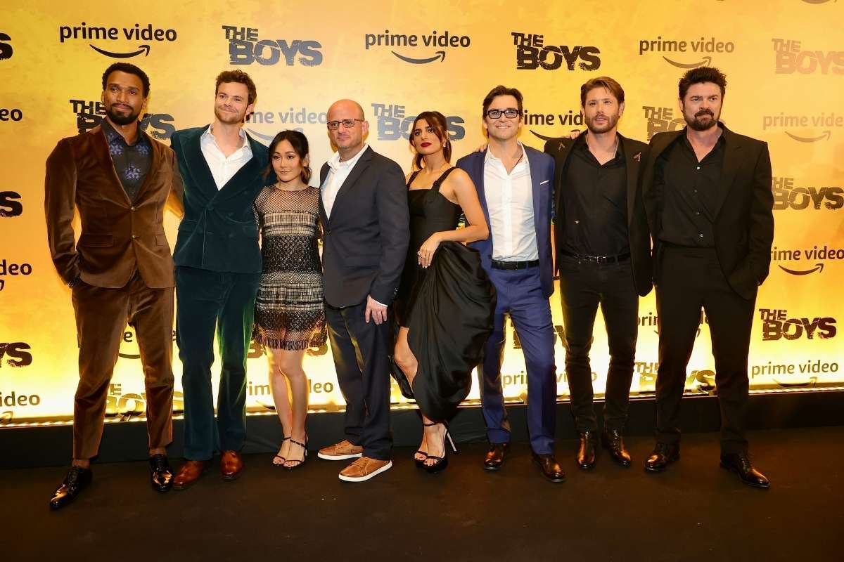 Elenco de "The Boys" se reúne em evento fechado no Brasil