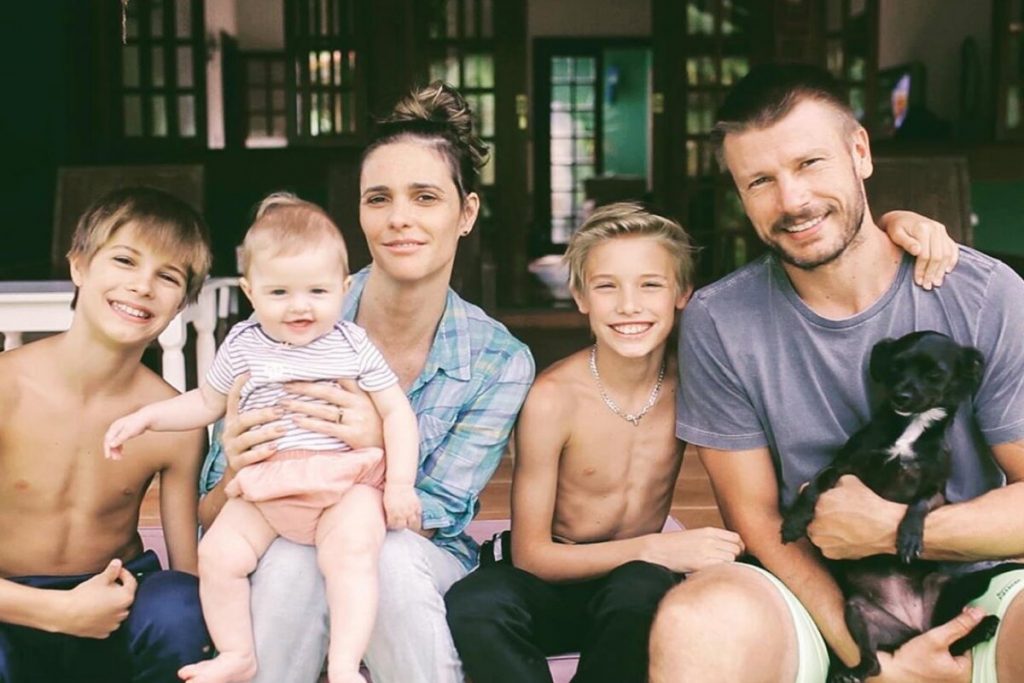 Fernanda Lima, Rodrigo Hilbert e os três filhos