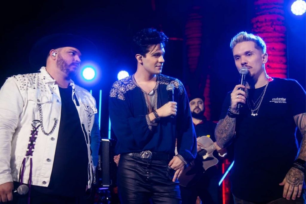 Luan Santana e a dupla Felipe e Rodrigo
