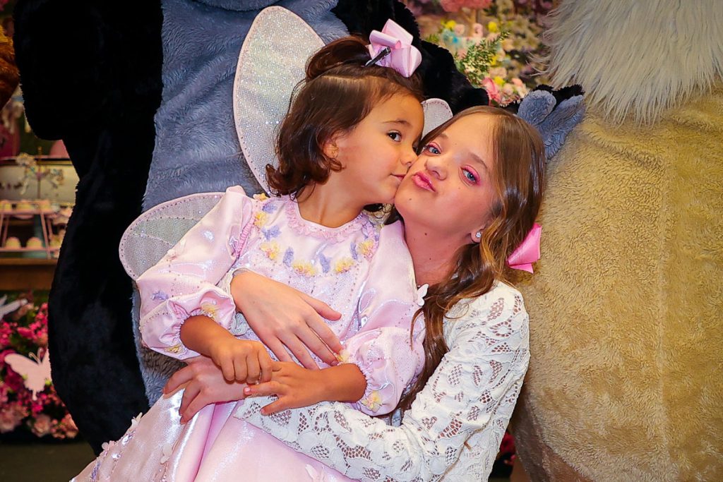 Rafaella e Manuella esbanjaram fofura na ocasião