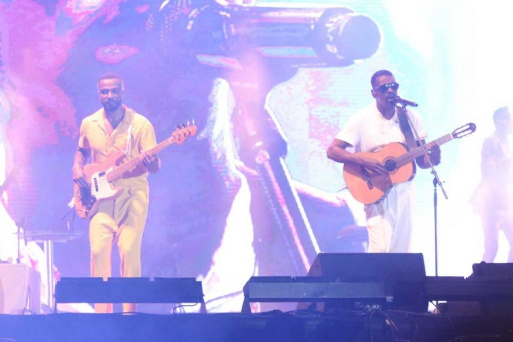 Alexandre Pires e Seu Jorge fazem show no Rio de Janeiro