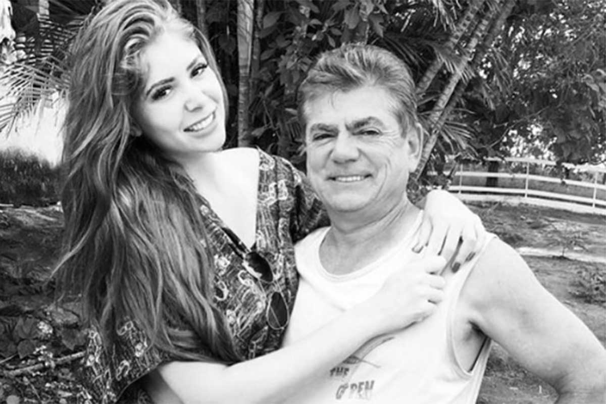 Amanda Gontijo com o pai