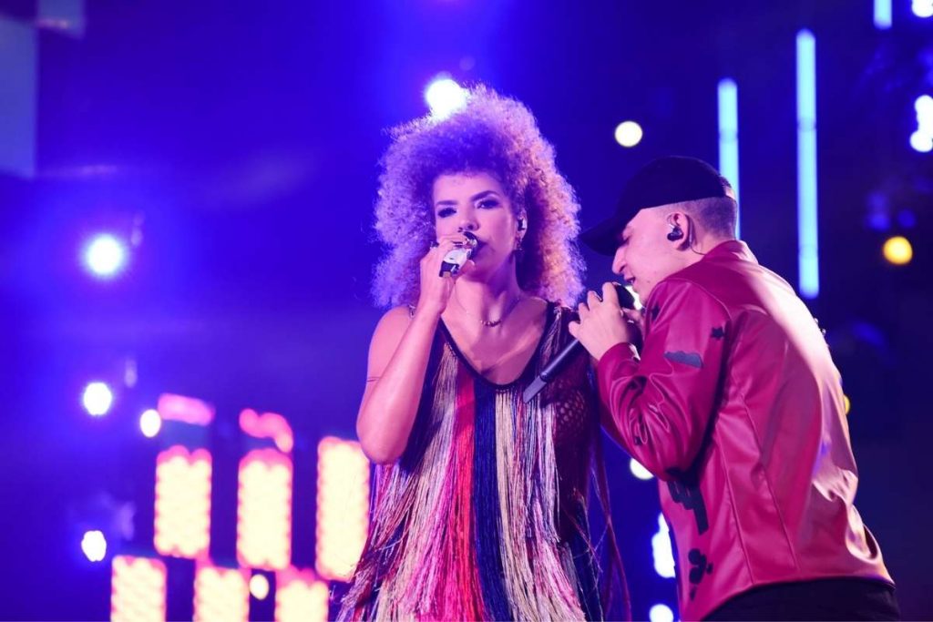 Vanessa da Mata canta com João Gomes