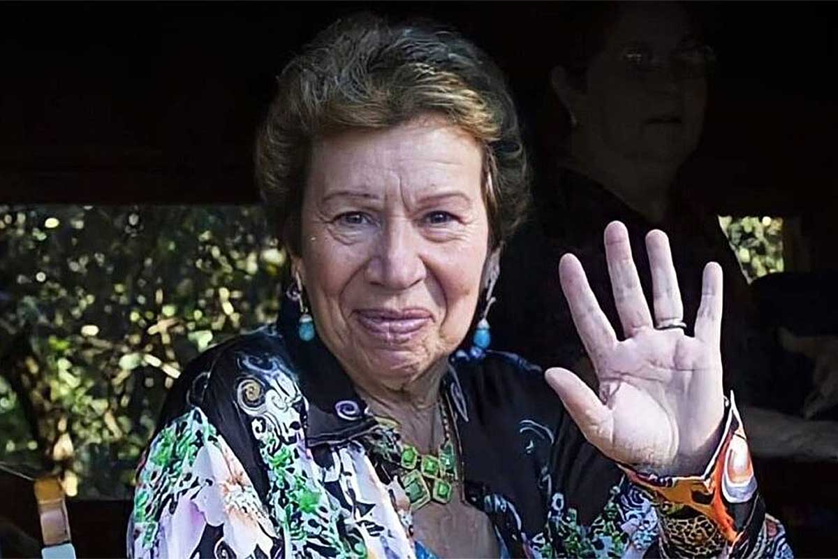 Erro de rota atrasa velório de Marilene Galvão - OFuxico