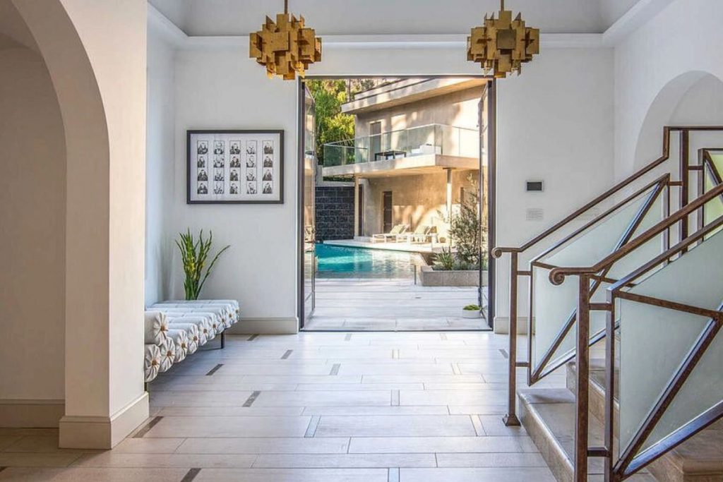 Foto interna da mansão de Rihanna