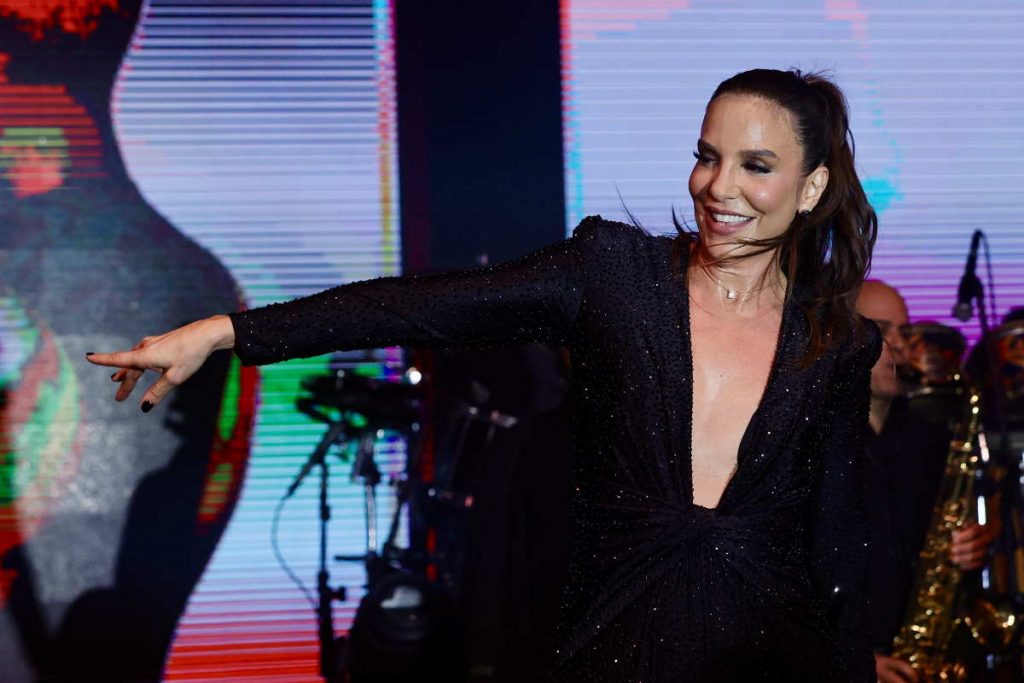 Ivete Sangalo no palco