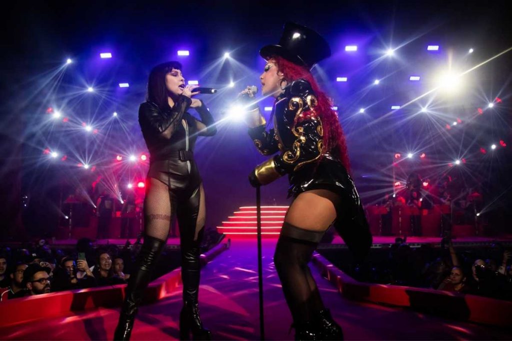 Gloria Groove e Pitty em show Jet da GG - o Retorno