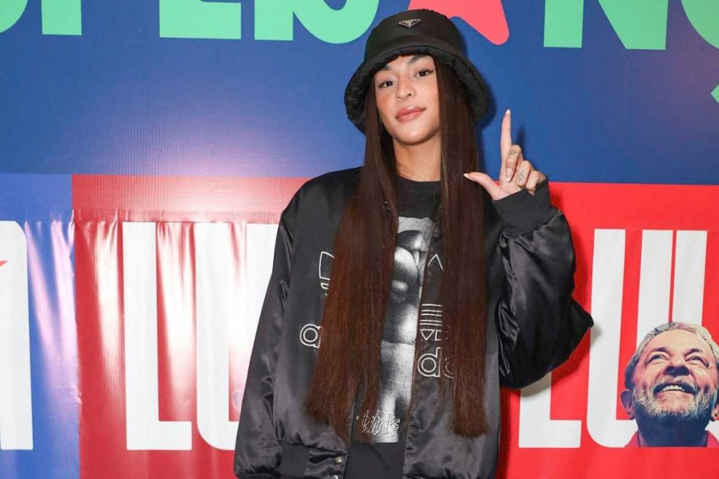 Pabllo Vittar em evento pró-Lula