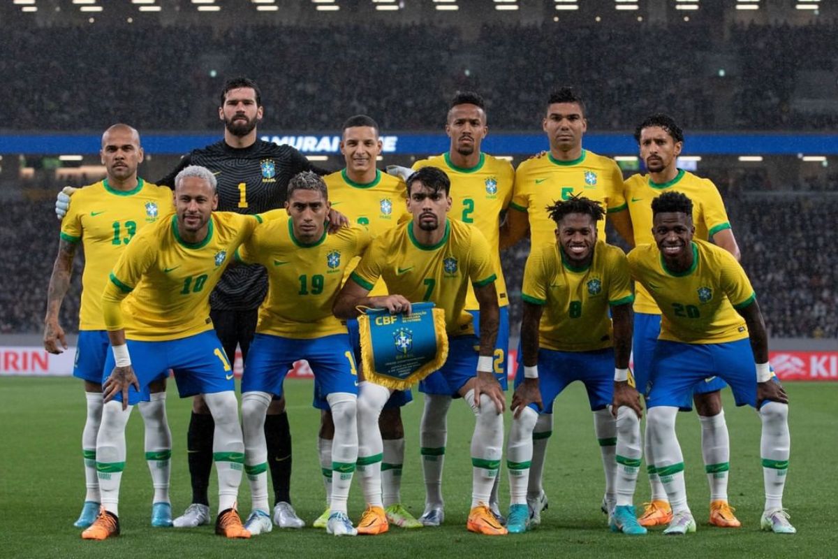 Camiseta Brasil Copa Lula 13 - Poliéster Malha Fria, Amarelo Tamanho M