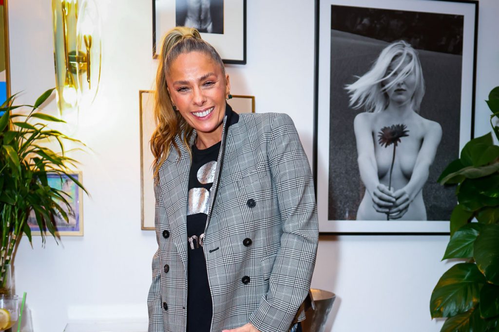 Adriane Galisteu marcou presença na festa de aniversário de Marcel Maia