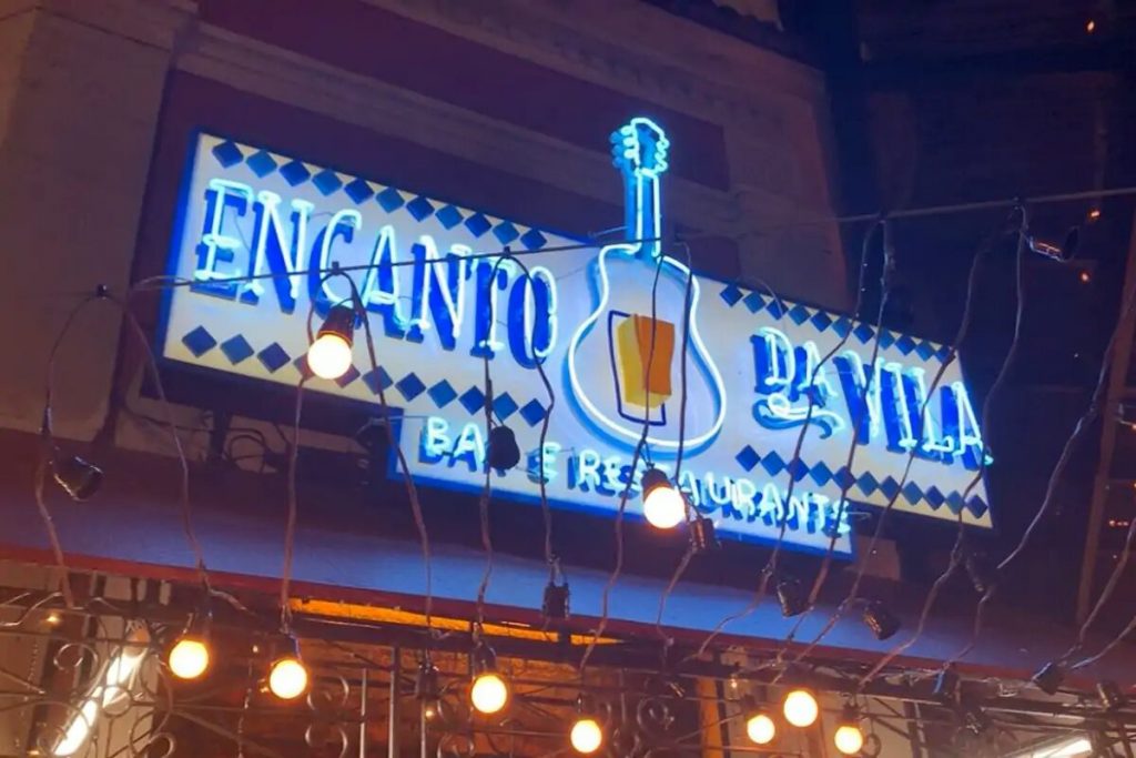 Fachada do bar Encanto da Vila, cenário de Travessia