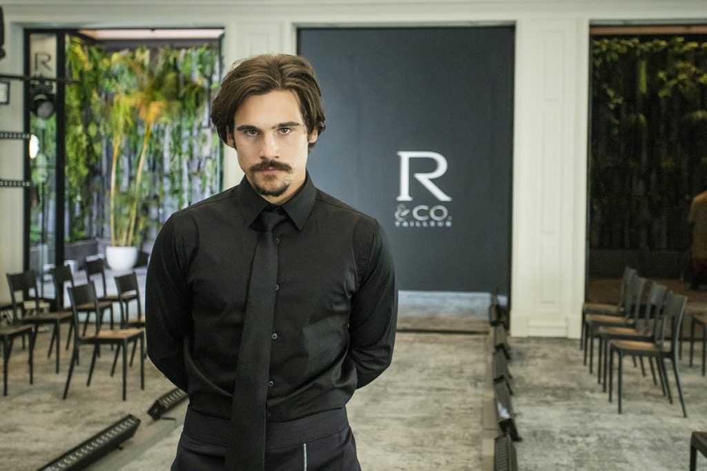 Diego (Nicolas Prattes) em Todas As Flores