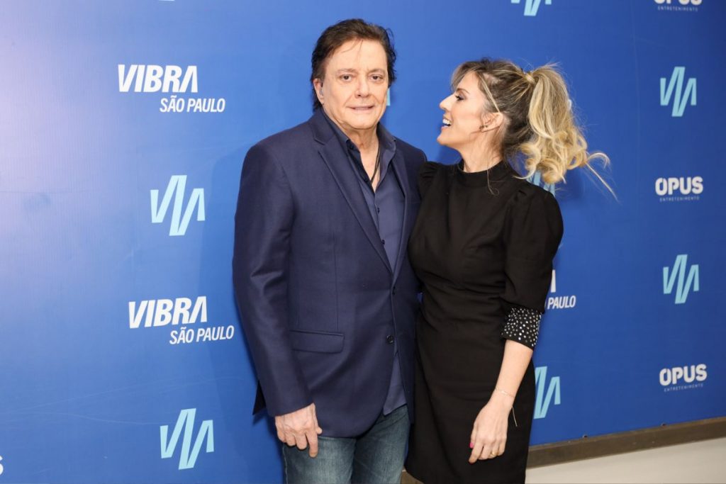Fabio Jr e Esposa