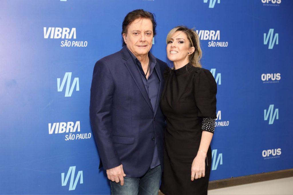 Fabio Jr e Esposa