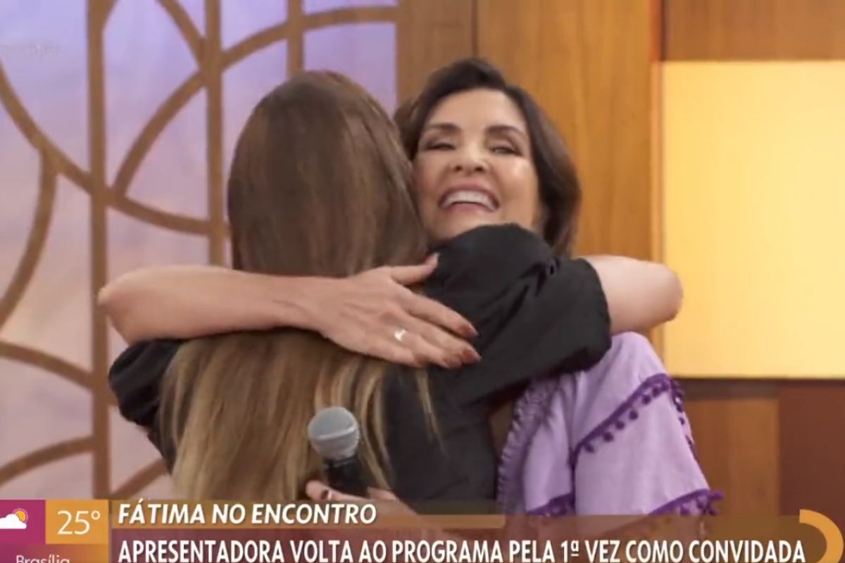 Fátima Bernardes abraça Patrícia Poeta