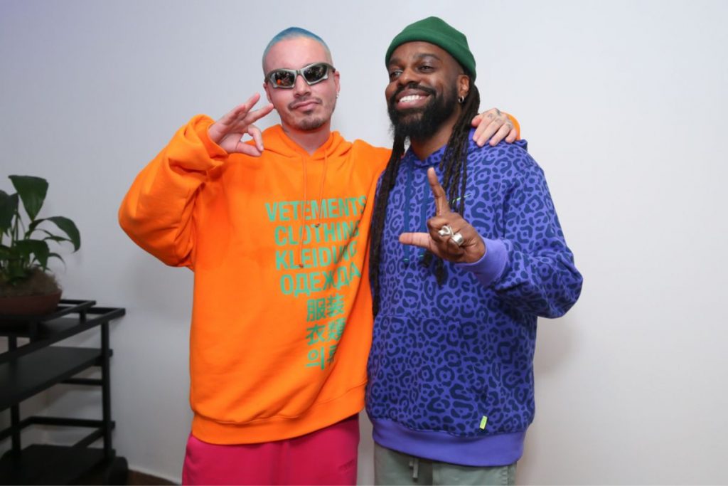 Feijão também posou com J Balvin
