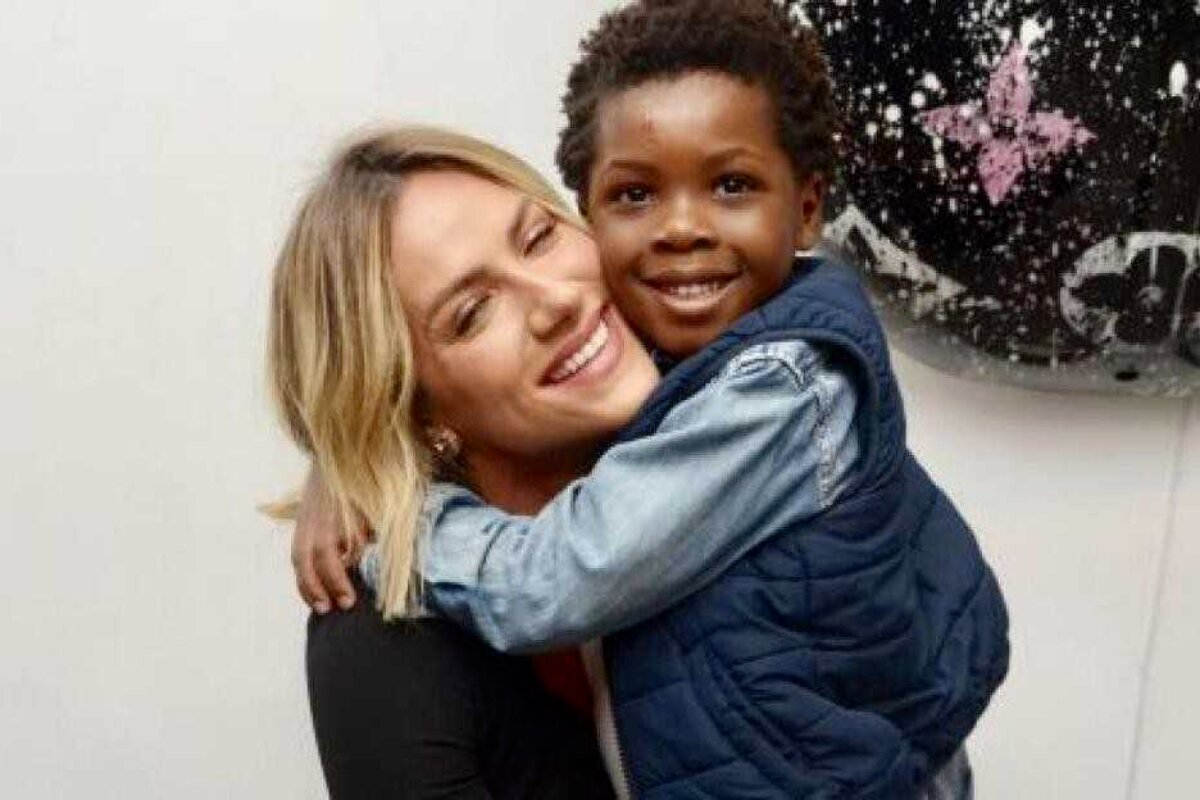 Giovanna Ewbank é acusada de usar filhos para ganhar dinheiro