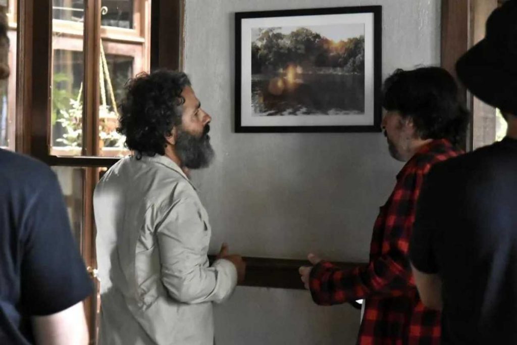 Gravação da cena que José Leôncio (Marcos Palmeira) enxerga o Velho do Rio (Osmar Prado) em quadro em Pantanal