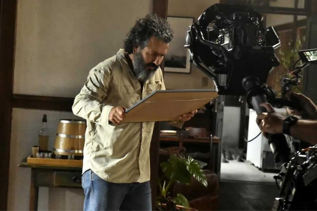 Gravação da cena que José Leôncio (Marcos Palmeira) enxerga o Velho do Rio (Osmar Prado) em quadro em Pantanal