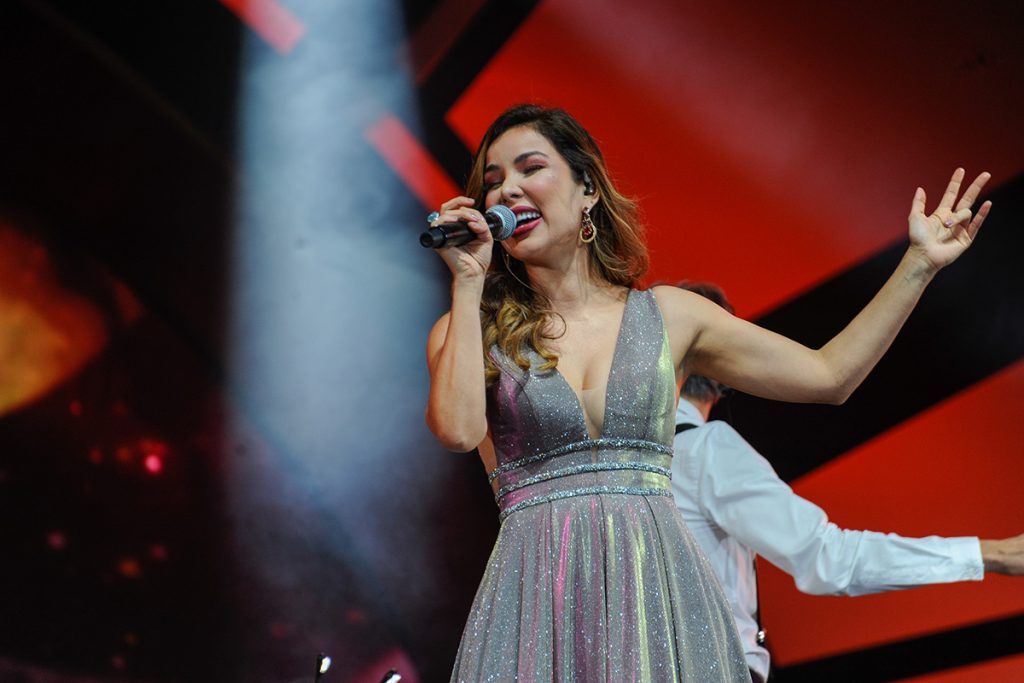 Liah Soares encantou o público com sua linda voz