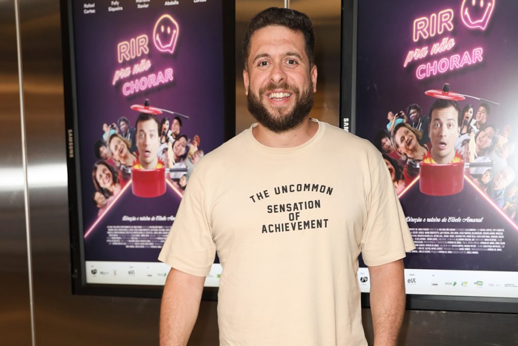 Maurício Meirelles esbanjou sorrisos na pré estreia