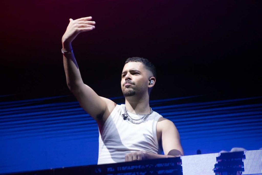 Pedro Sampaio se apresenta em show na cidade de São Paulo