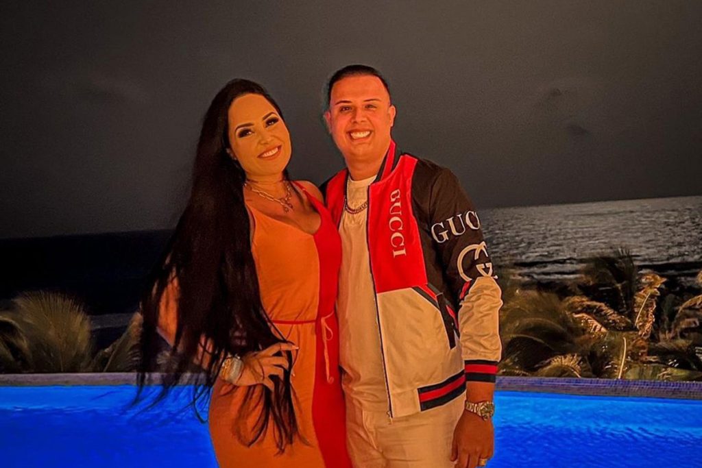 Perlla com o marido Patrick Abrahão