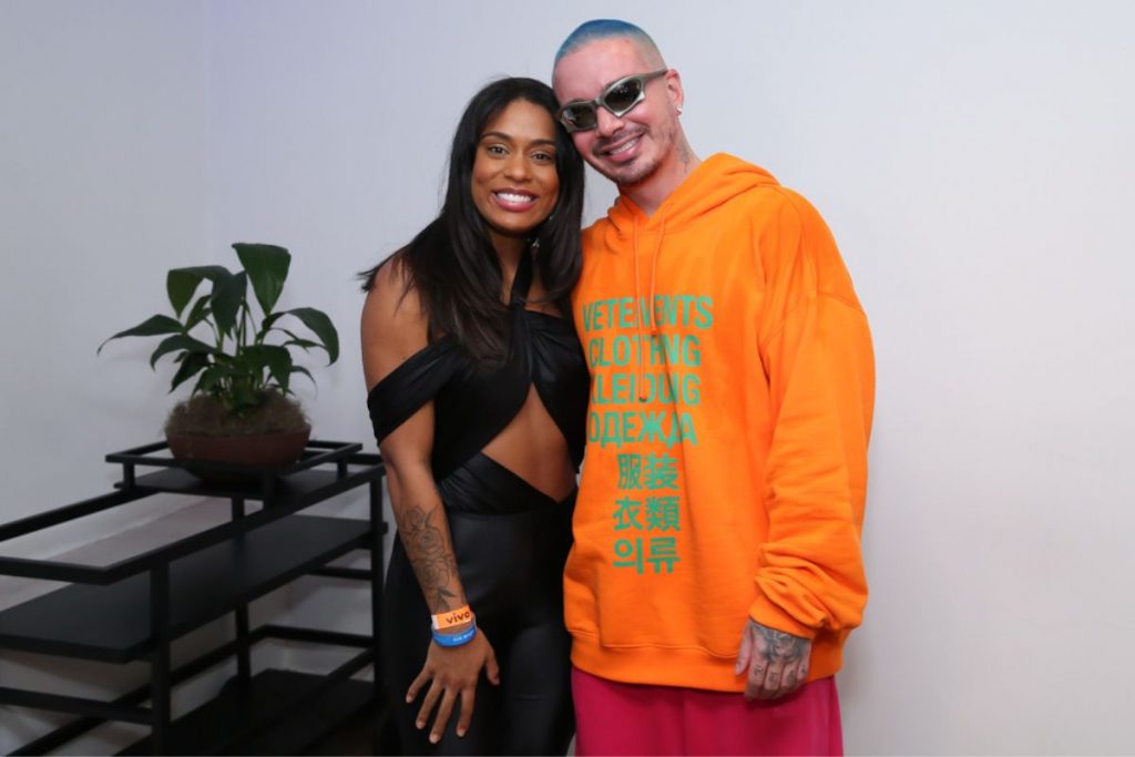Rebecca e J Balvin