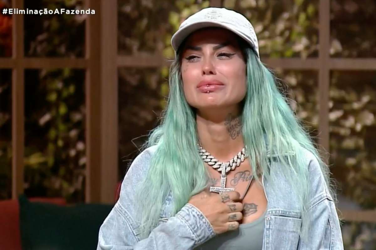 Tati Zaqui é eliminada de A Fazenda 14