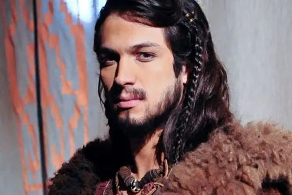 Adriel (Romulo Estrela) em Rei Davi