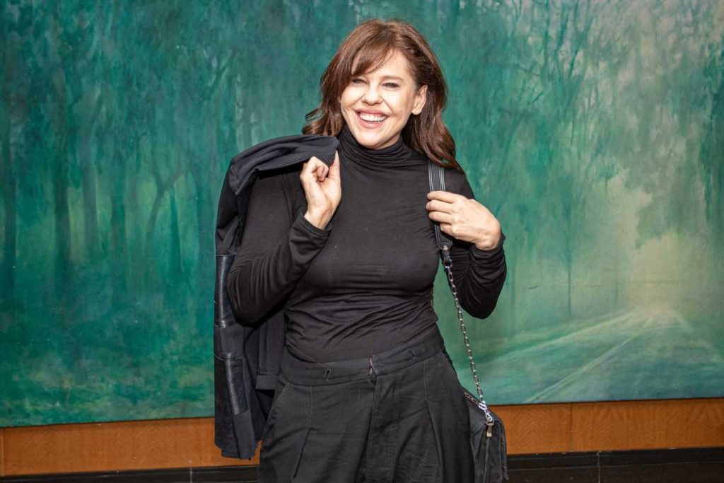 barbara paz na reestreia peça de teatro bárbara