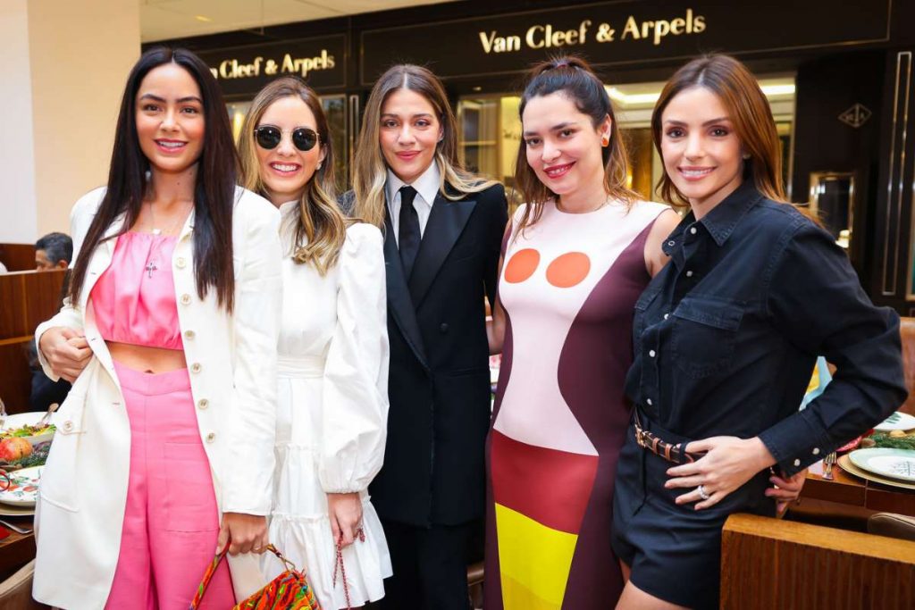 Convidadas para lançamento da Casa Costa.