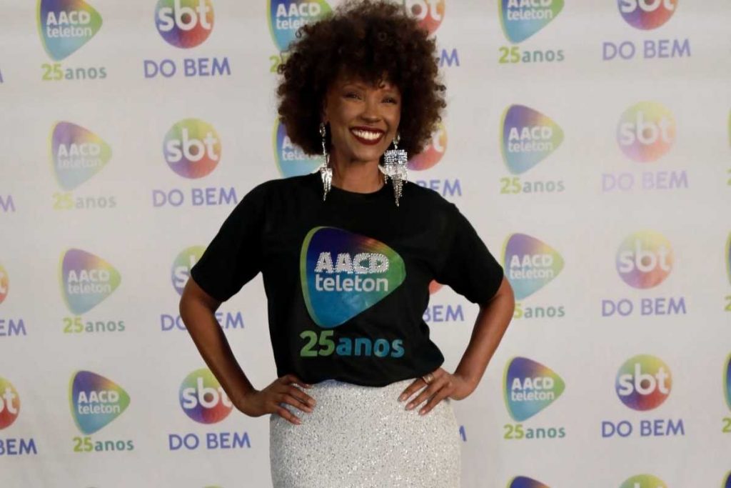 isabel filardis no teleton 2022
