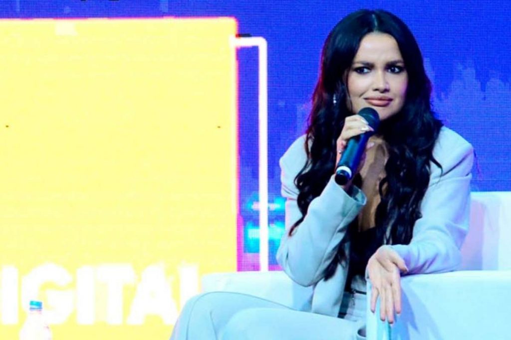 Juliette participa de evento de negócios no Rio